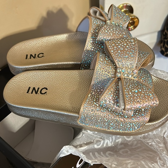 INC bedazzled sandles size 8m - Picture 3 of 7